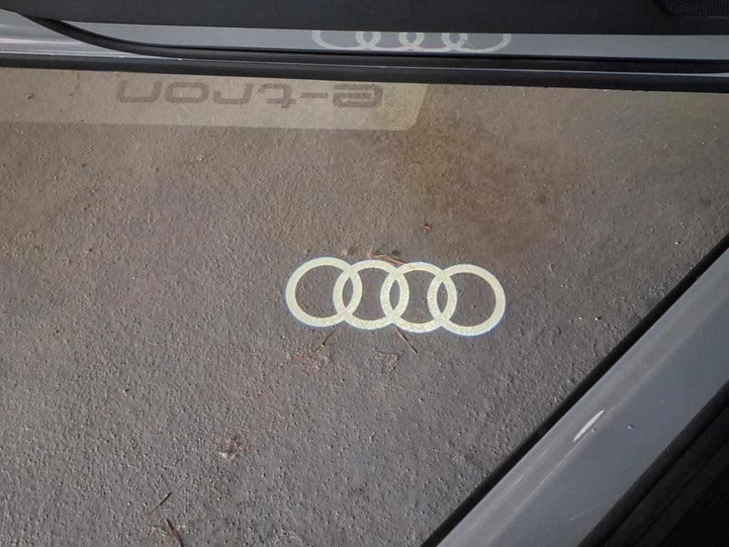 New 2025 Audi Q4 e-tron Premium Plus AWD/4WD image 15