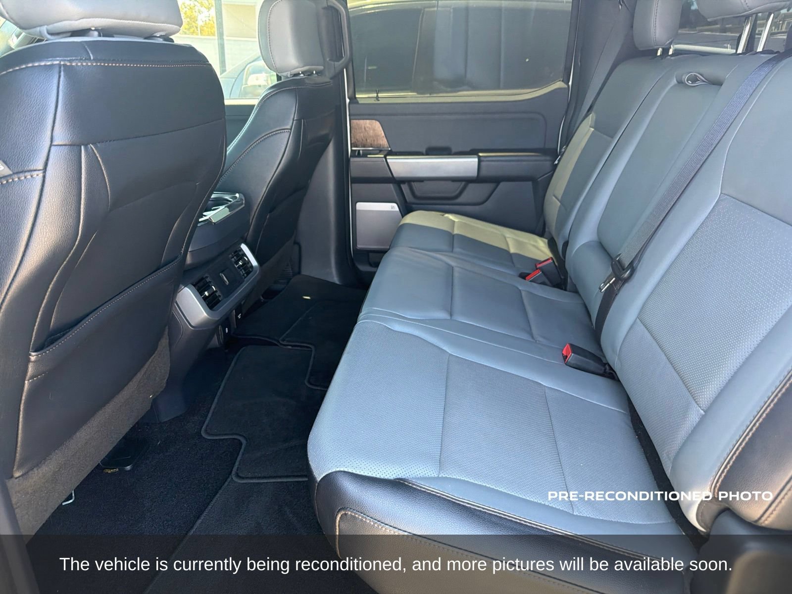 Used 2022 Ford F150 Lightning Lariat AWD/4WD image 23