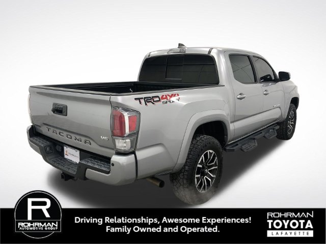 Used 2020 Toyota Tacoma TRD Sport w/ TRD Premium Sport Package AWD/4WD image 7