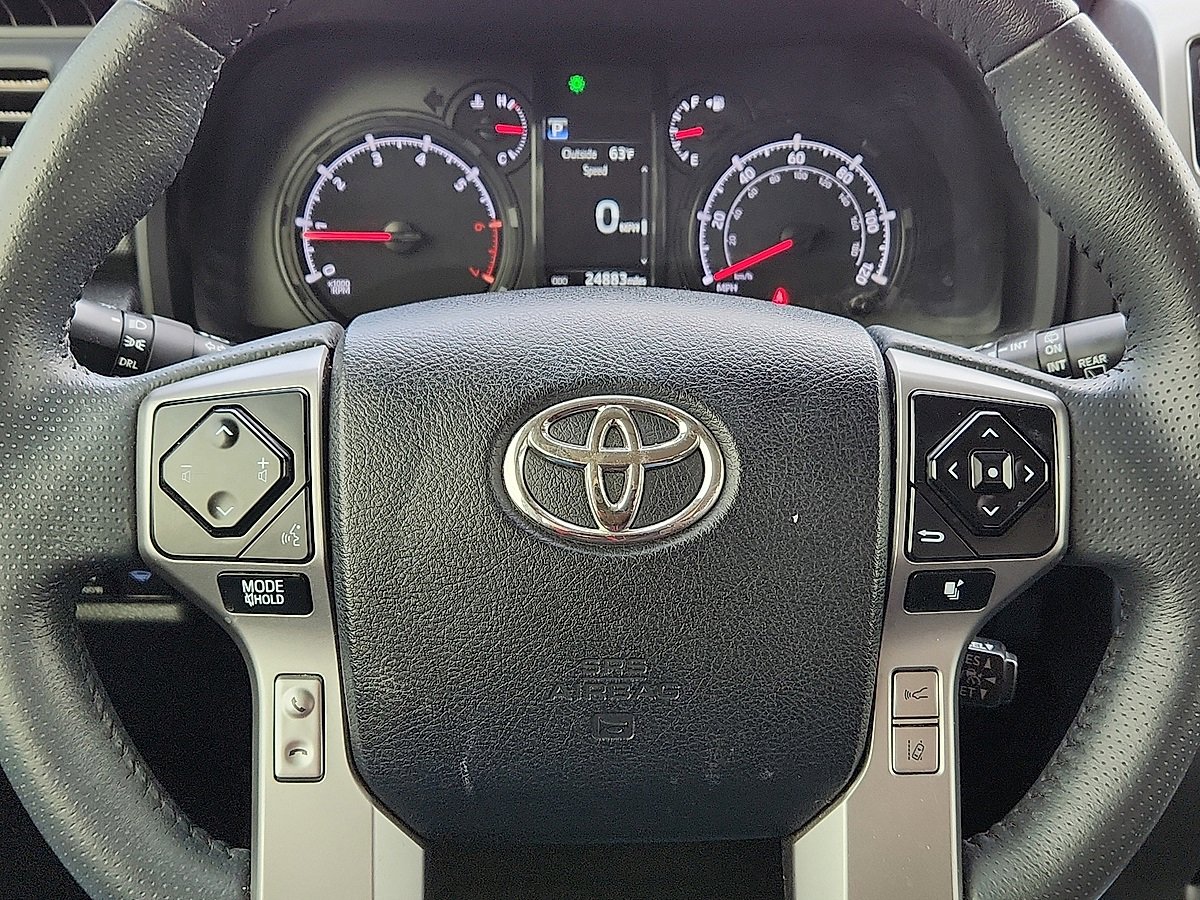 Used 2022 Toyota 4Runner SR5 Premium image 10