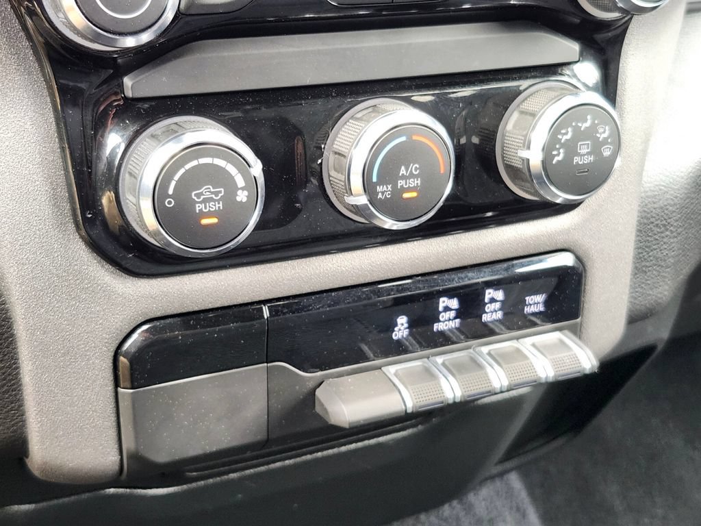 Used 2025 RAM 1500 Tradesman w/ Night Edition AWD/4WD image 22