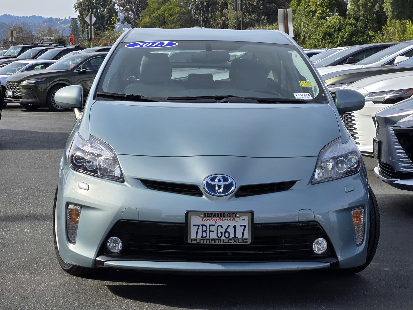 Used 2013 Toyota Prius Five image 2