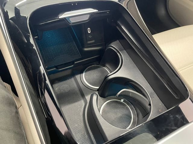 Used 2024 Mercedes-Benz GLC 300 4MATIC image 39