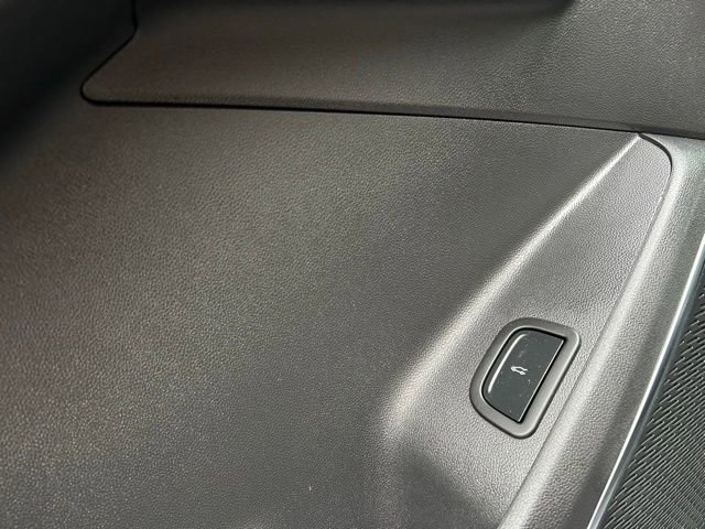 New 2026 Chevrolet Traverse RS w/ LPO, Floor Liner Package image 26