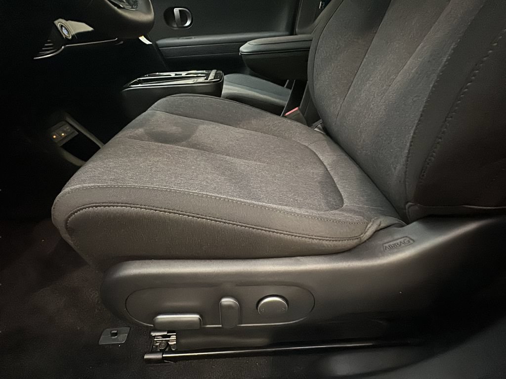 New 2026 Hyundai Ioniq 5 SE AWD/4WD image 12