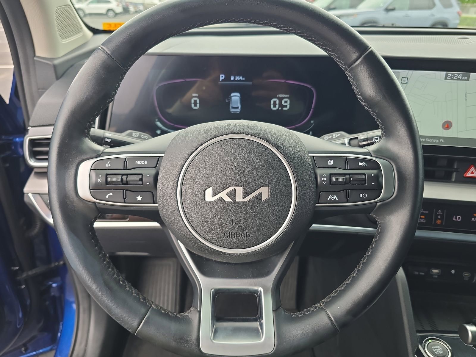 Used 2024 Kia Sportage EX image 25