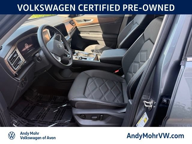 Used 2024 Volkswagen Atlas SE w/ Black Wheel Package AWD/4WD image 13