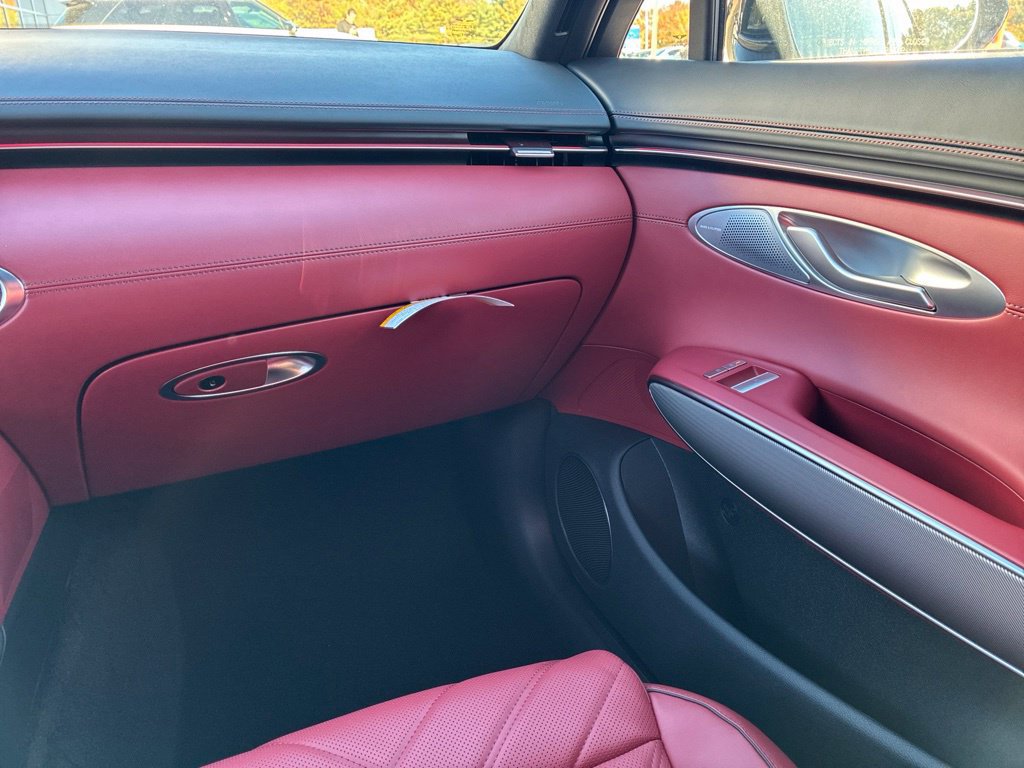 New 2027 Genesis GV70 2.5T Sport Prestige AWD/4WD image 39