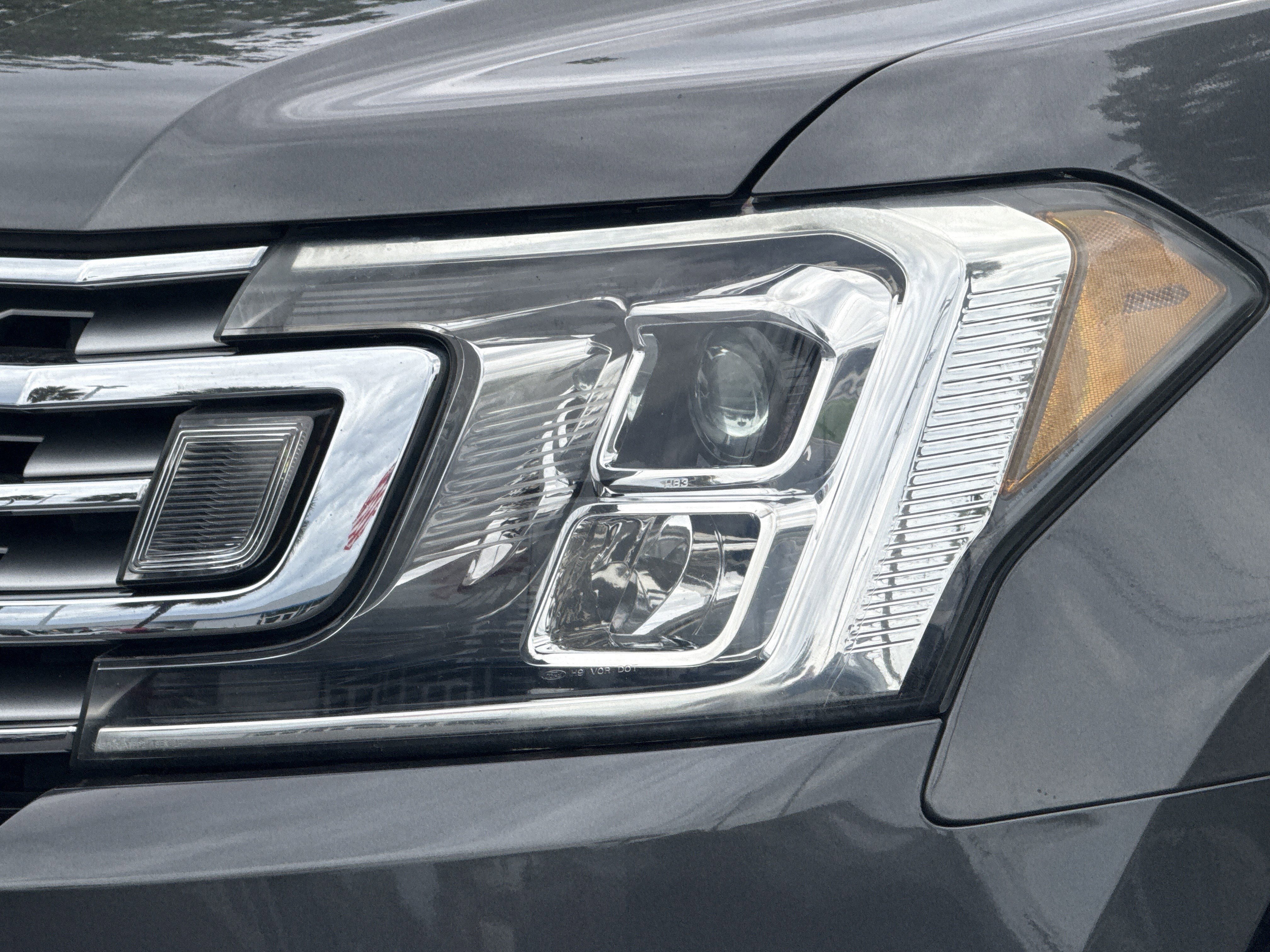 Used 2019 Ford Expedition Limited w/ Driver Assistance Package RWD image 6