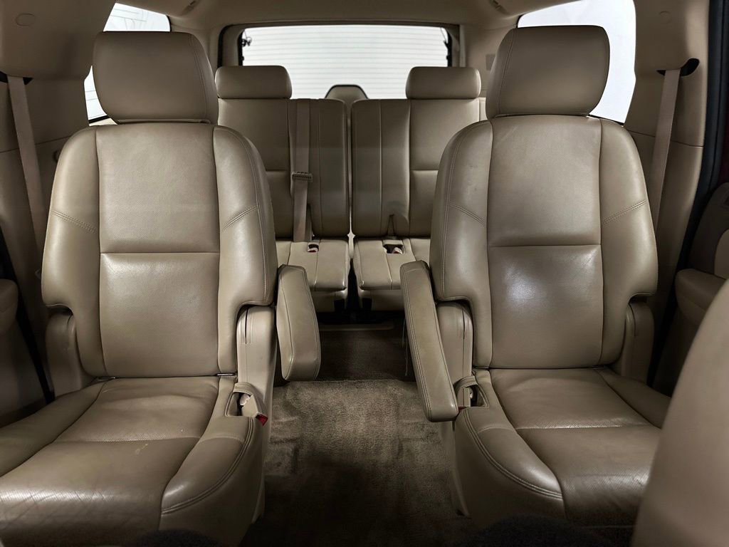 Used 2011 Chevrolet Suburban LTZ image 15