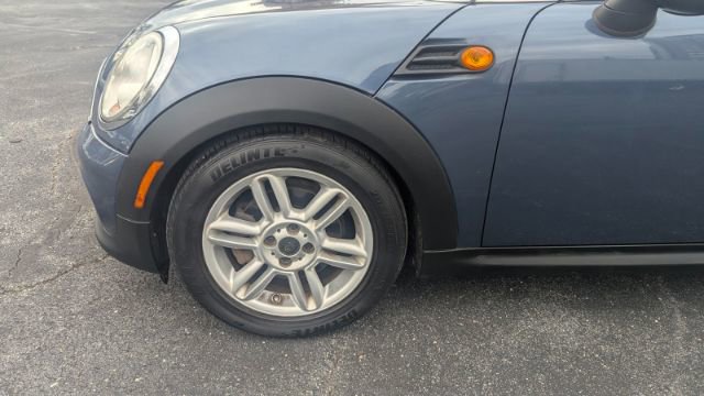 Used 2011 MINI Cooper Convertible image 9