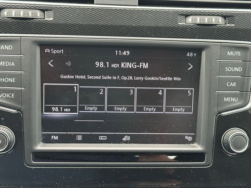 Used 2016 Volkswagen GTI S FWD image 12