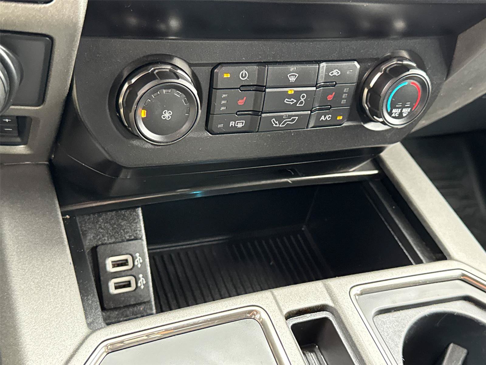 Used 2020 Ford F150 Raptor w/ Equipment Group 801A Mid AWD/4WD image 31