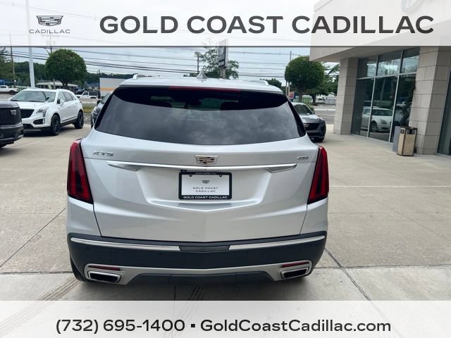 Used 2020 Cadillac XT5 Premium Luxury w/ LPO, Floor Liner Package FWD image 3