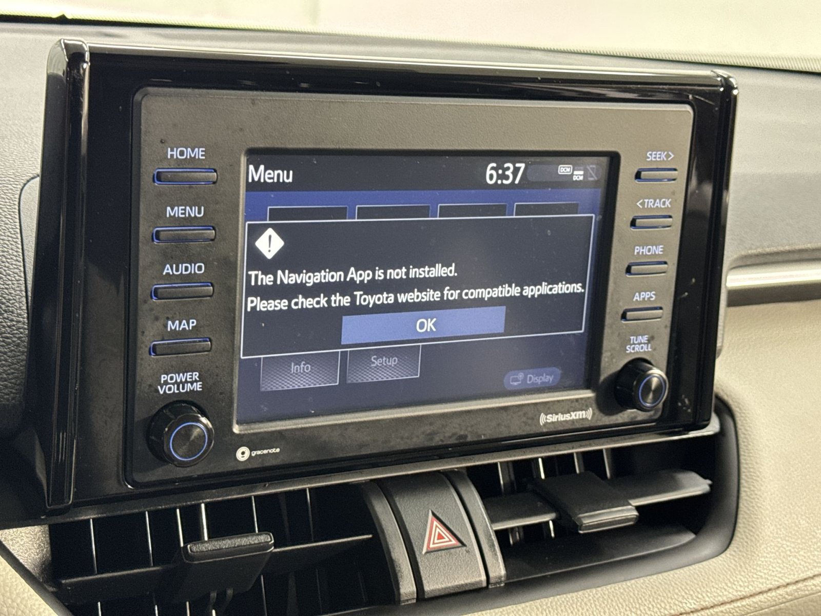 Used 2021 Toyota RAV4 XLE AWD/4WD image 32