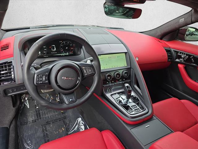 Used 2024 Jaguar F-TYPE R image 9