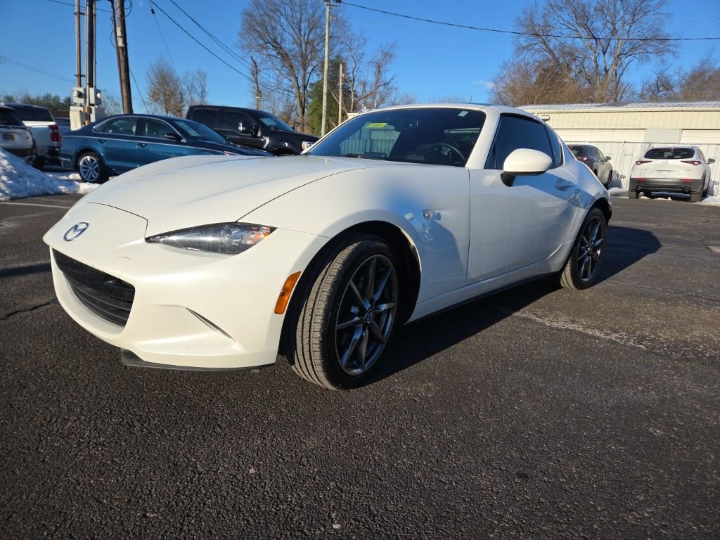 Used 2021 MAZDA MX-5 Miata RF Grand Touring image 2