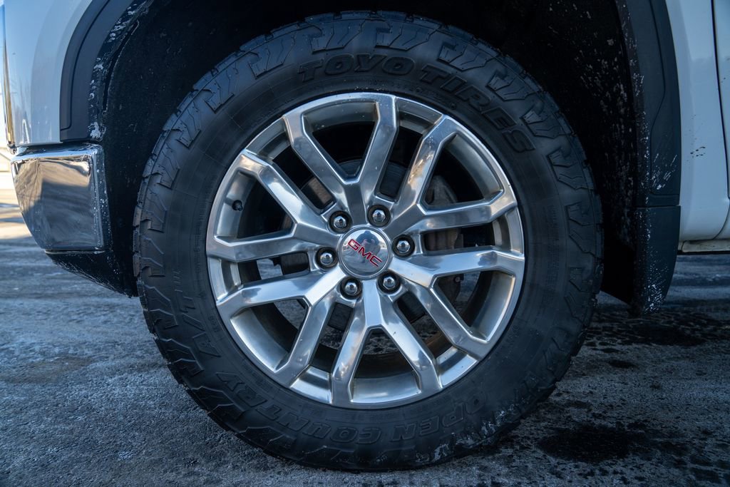 Used 2021 GMC Sierra 1500 SLT image 2