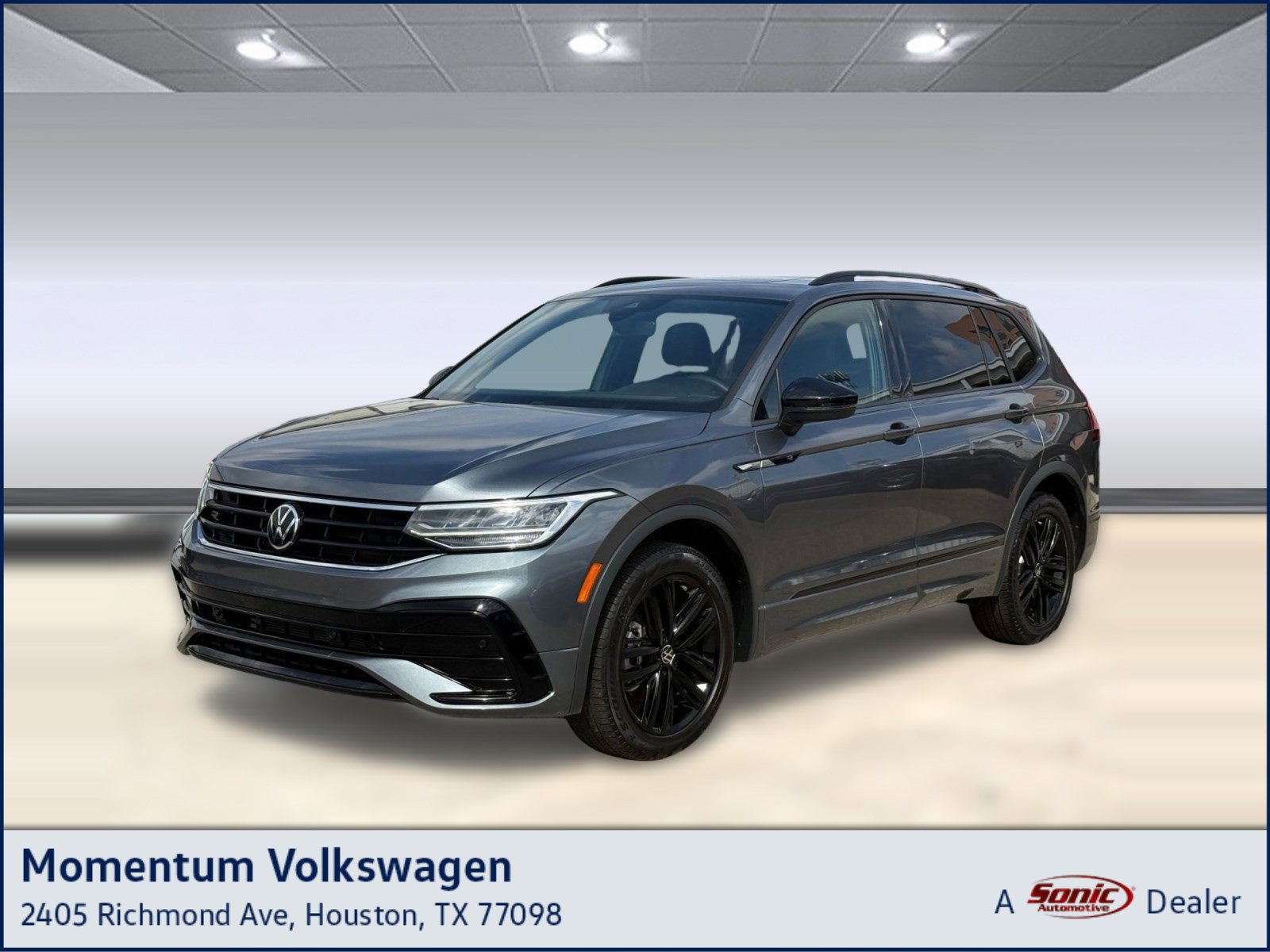 Certified 2022 Volkswagen Tiguan SE R-Line image 1