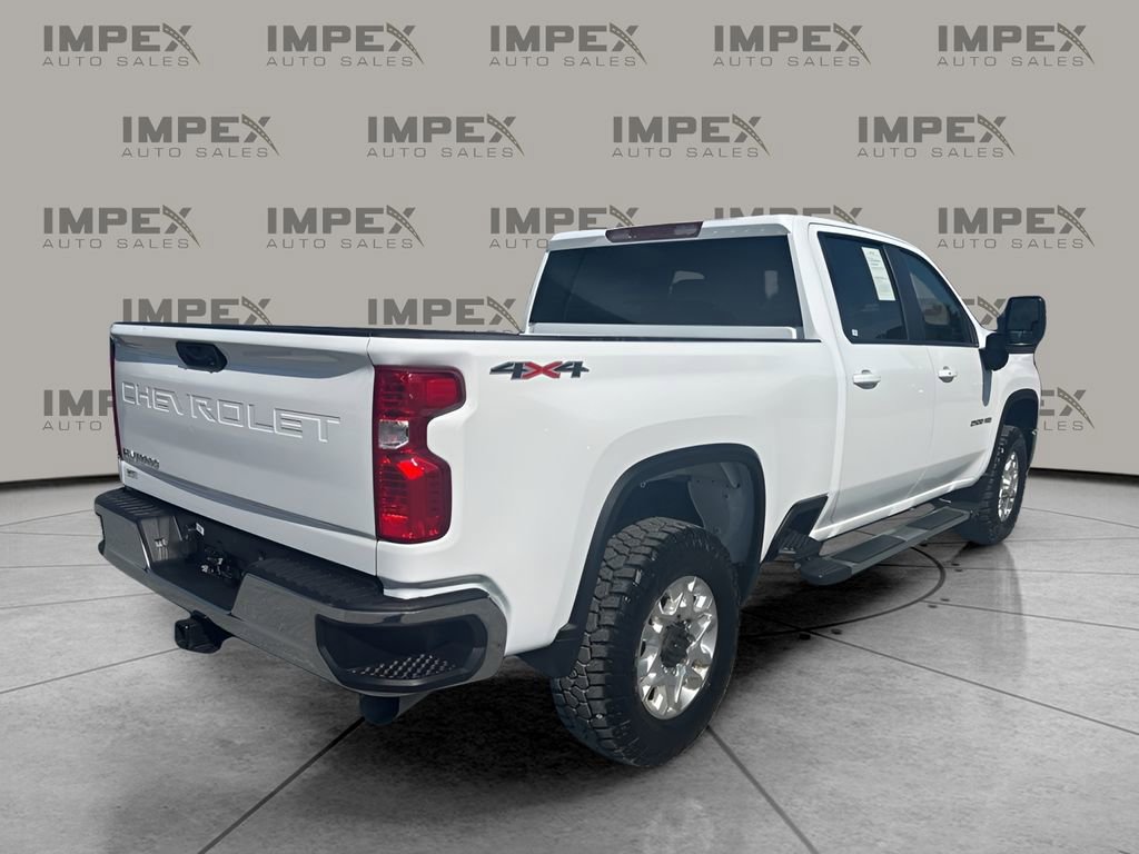 Used 2024 Chevrolet Silverado 2500 LT AWD/4WD image 7