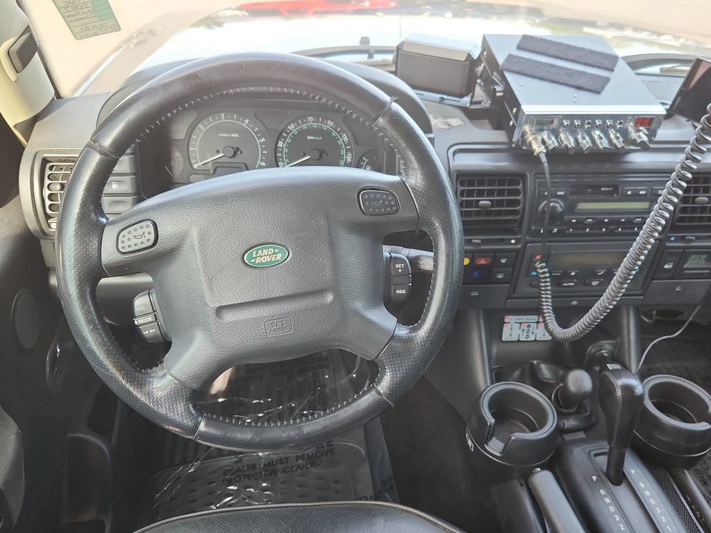 Used 2003 Land Rover Discovery SE AWD/4WD image 9