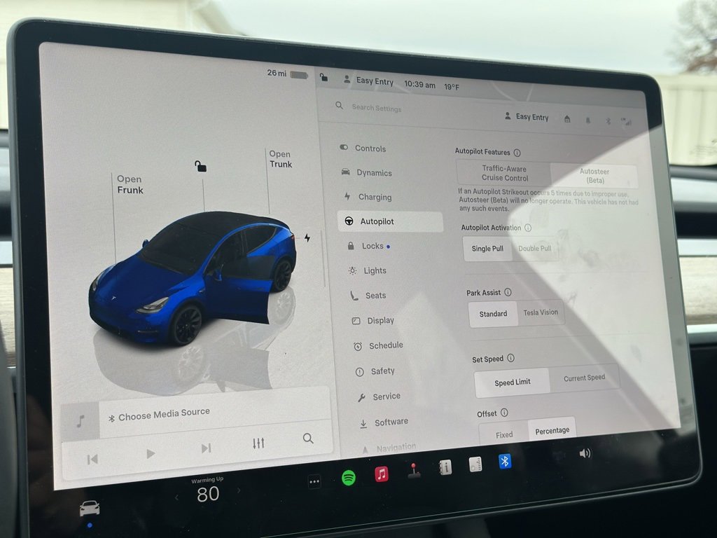Used 2022 Tesla Model Y Long Range image 31
