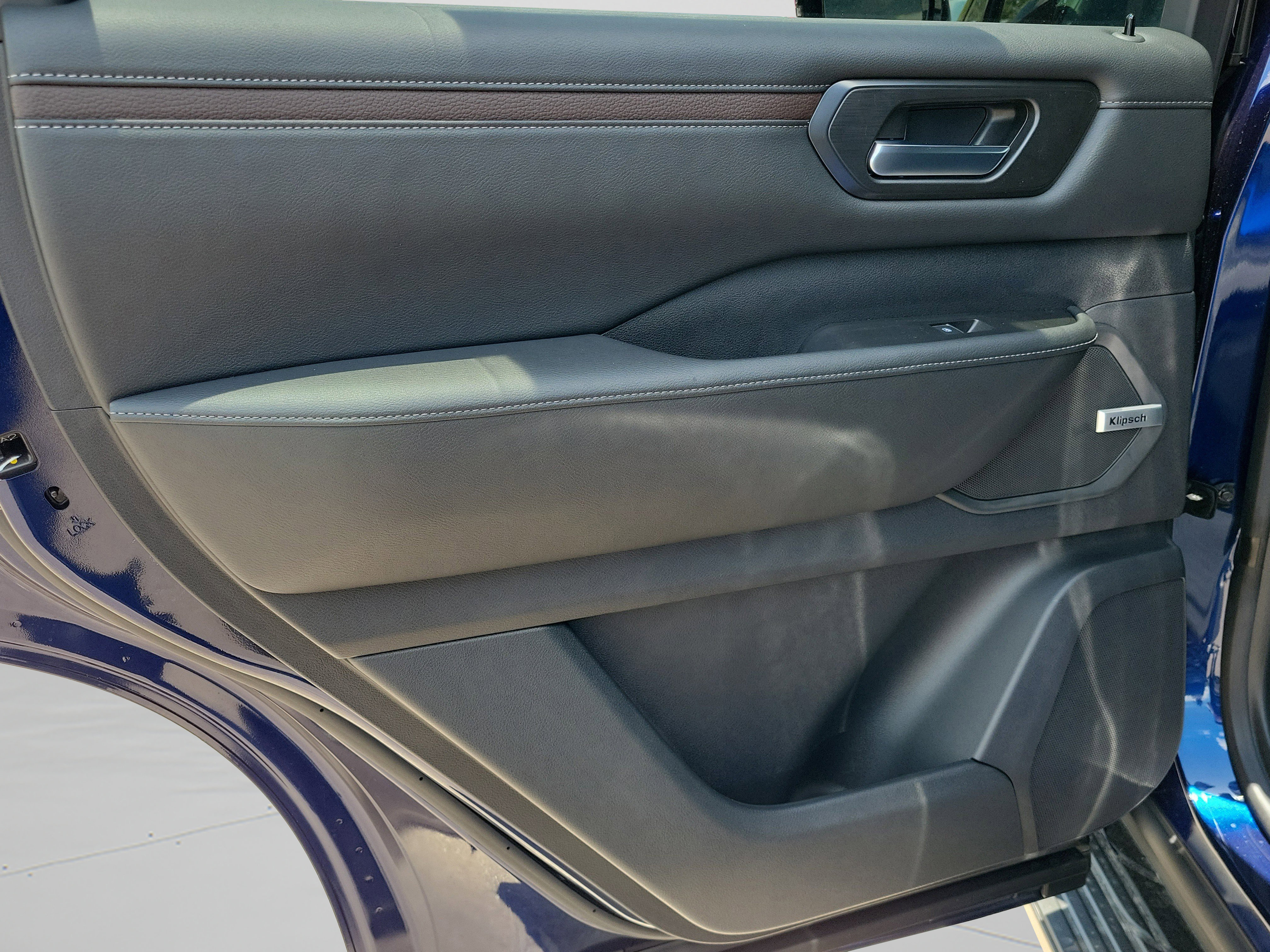 New 2025 Nissan Armada SL image 13