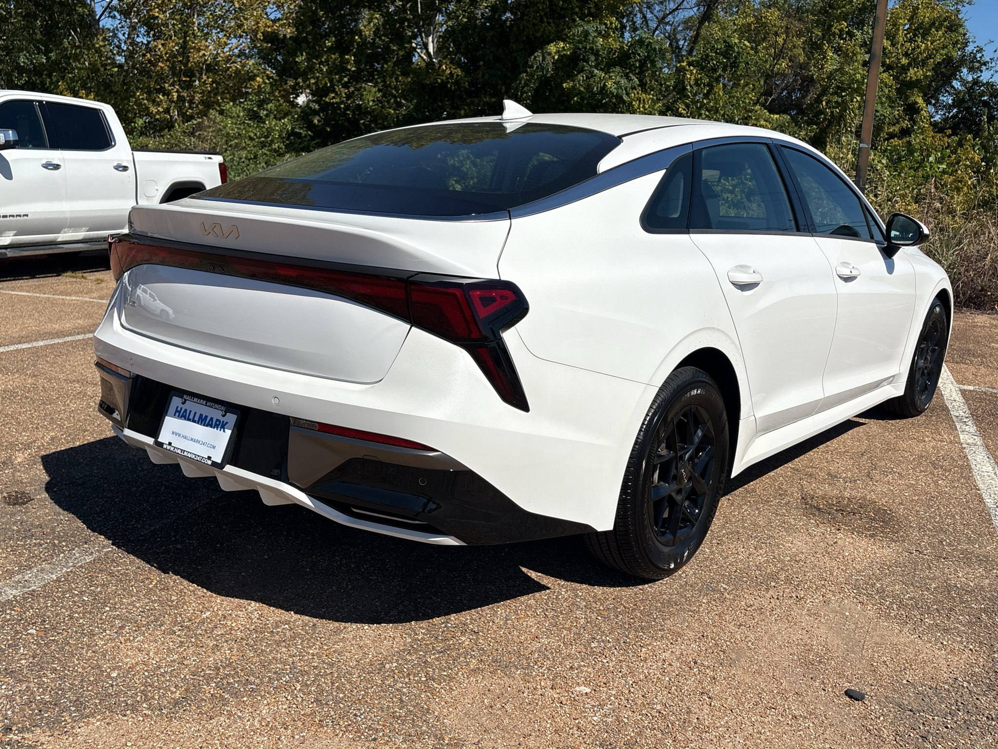 Used 2025 Kia K5 LXS FWD image 4
