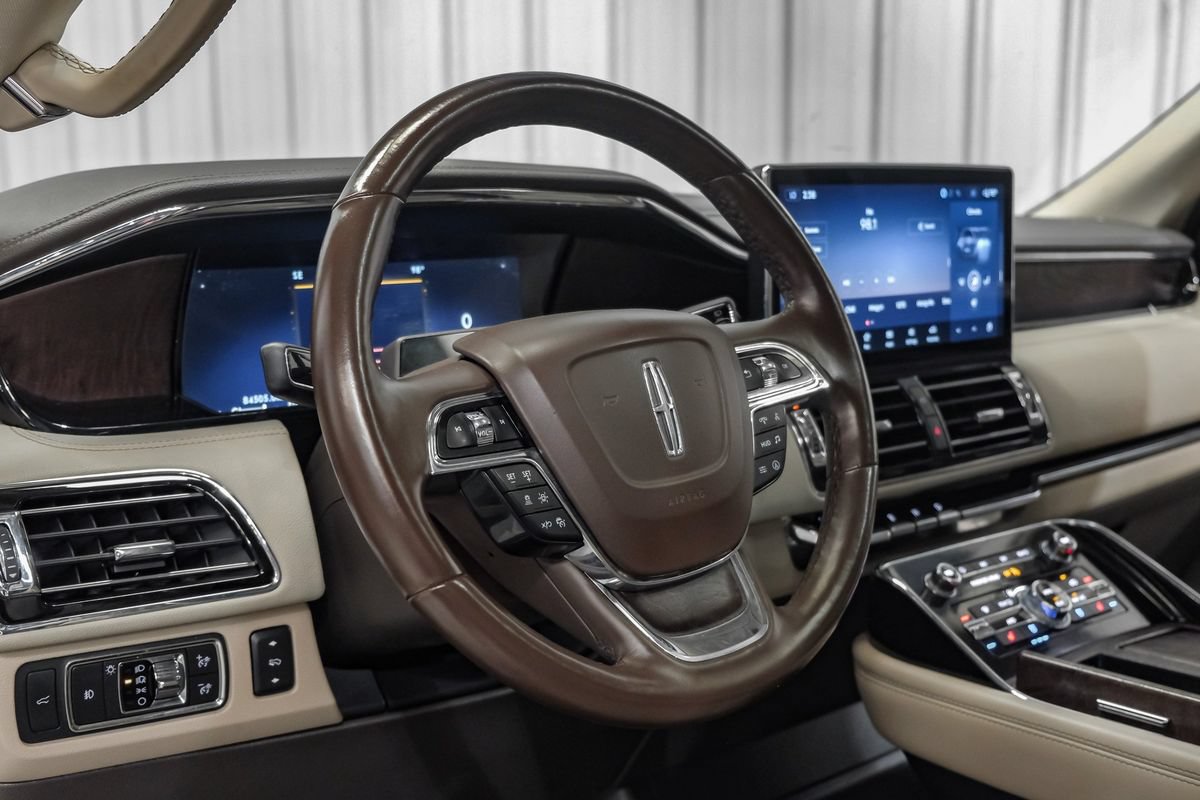 Used 2022 Lincoln Navigator L Reserve AWD/4WD image 14