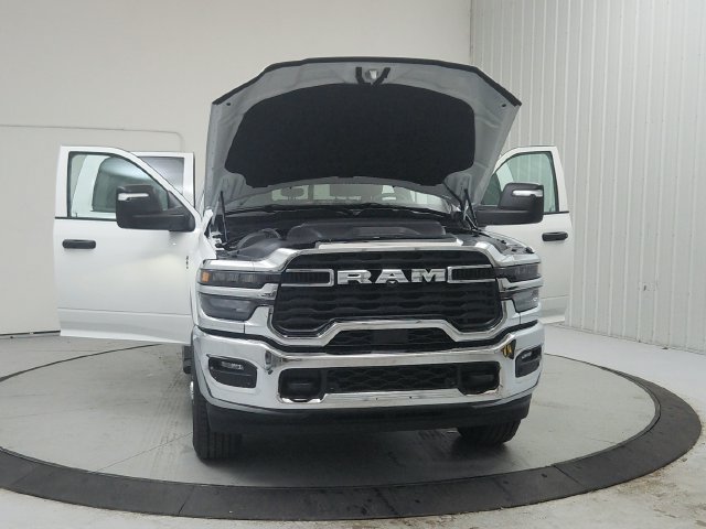 New 2026 RAM 2500 Tradesman AWD/4WD image 11