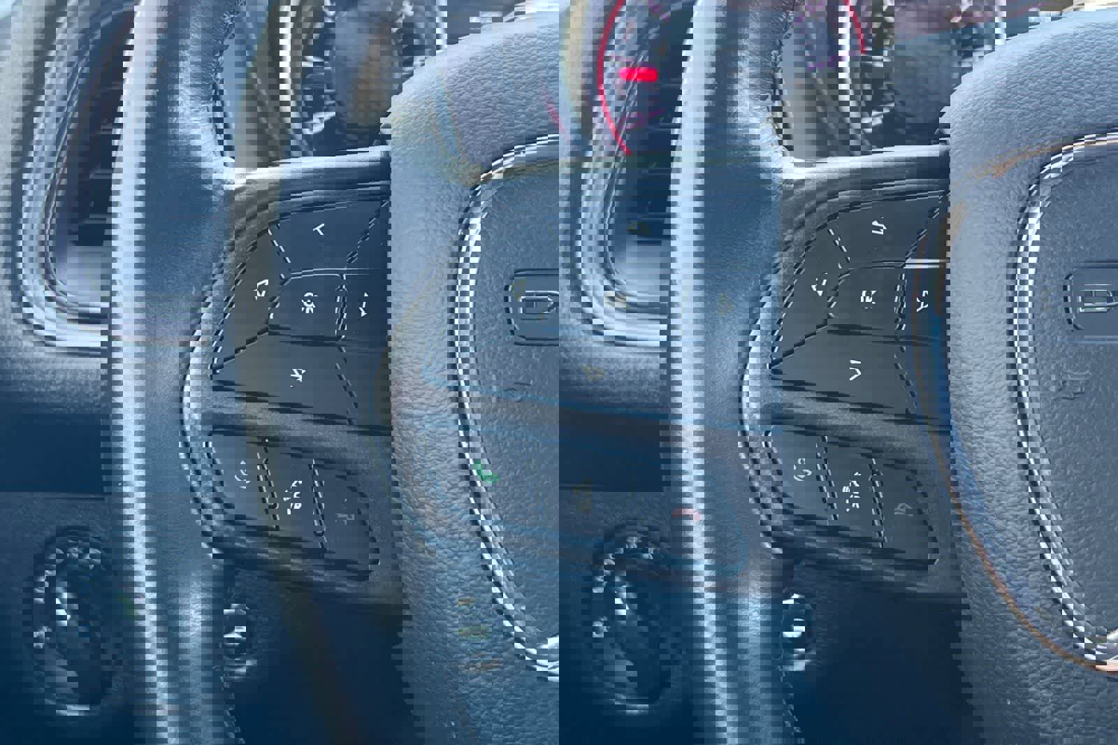 Used 2023 Dodge Challenger GT image 30