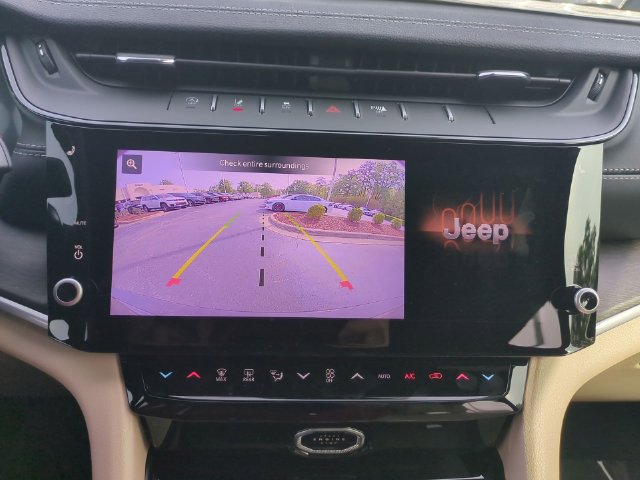 New 2026 Jeep Grand Cherokee Limited w/ Limited Altitude Package AWD/4WD image 18