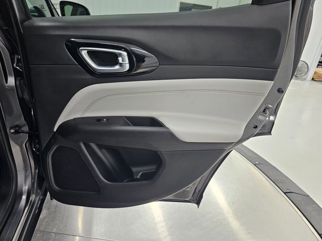 Used 2024 Jeep Compass Limited image 24