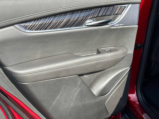 Certified 2024 Cadillac XT6 Premium Luxury w/ Technology Package AWD/4WD image 11