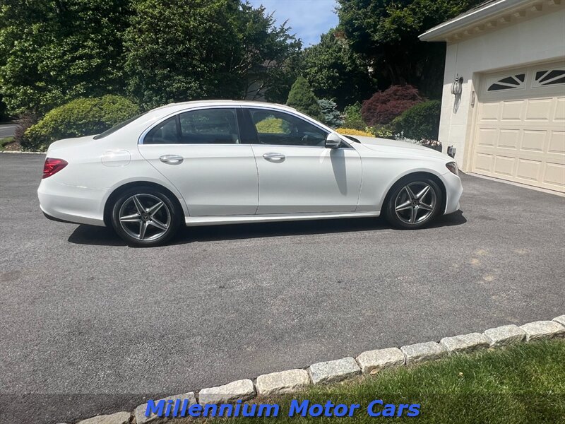 Used 2019 Mercedes-Benz E 300 4MATIC image 4