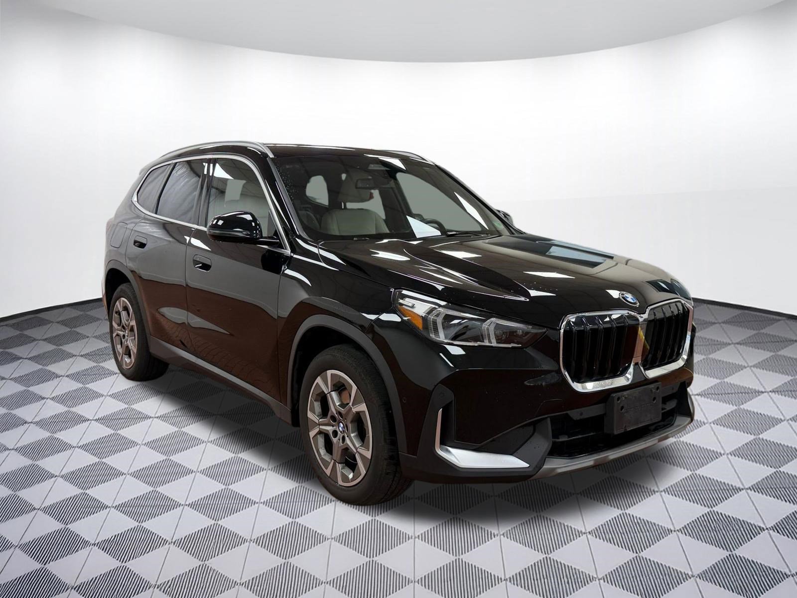 Certified 2023 BMW X1 xDrive28i w/ Convenience Package AWD/4WD image 7
