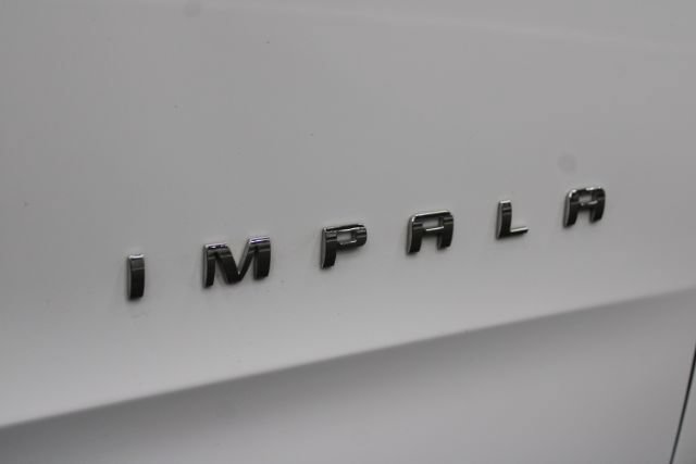 Used 2017 Chevrolet Impala LT FWD image 8