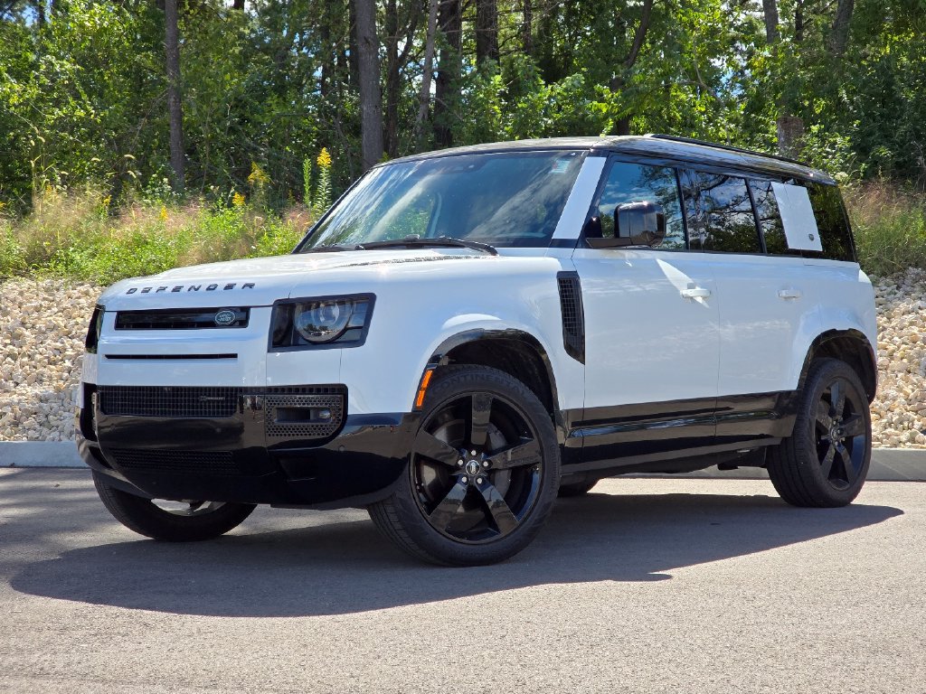 Used 2022 Land Rover Defender 110 X-Dynamic HSE AWD/4WD image 2