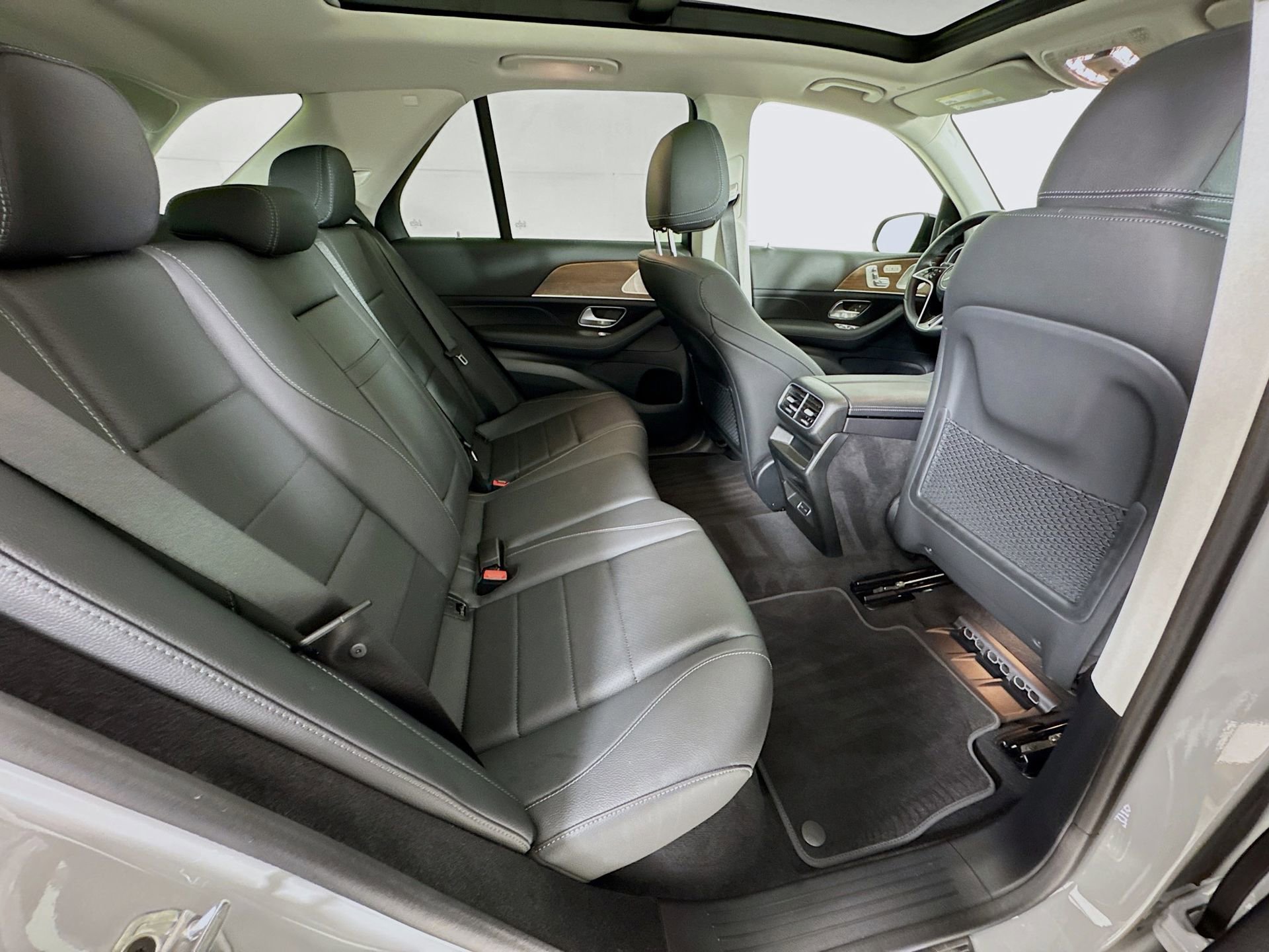 Certified 2025 Mercedes-Benz GLE 350 4MATIC image 30