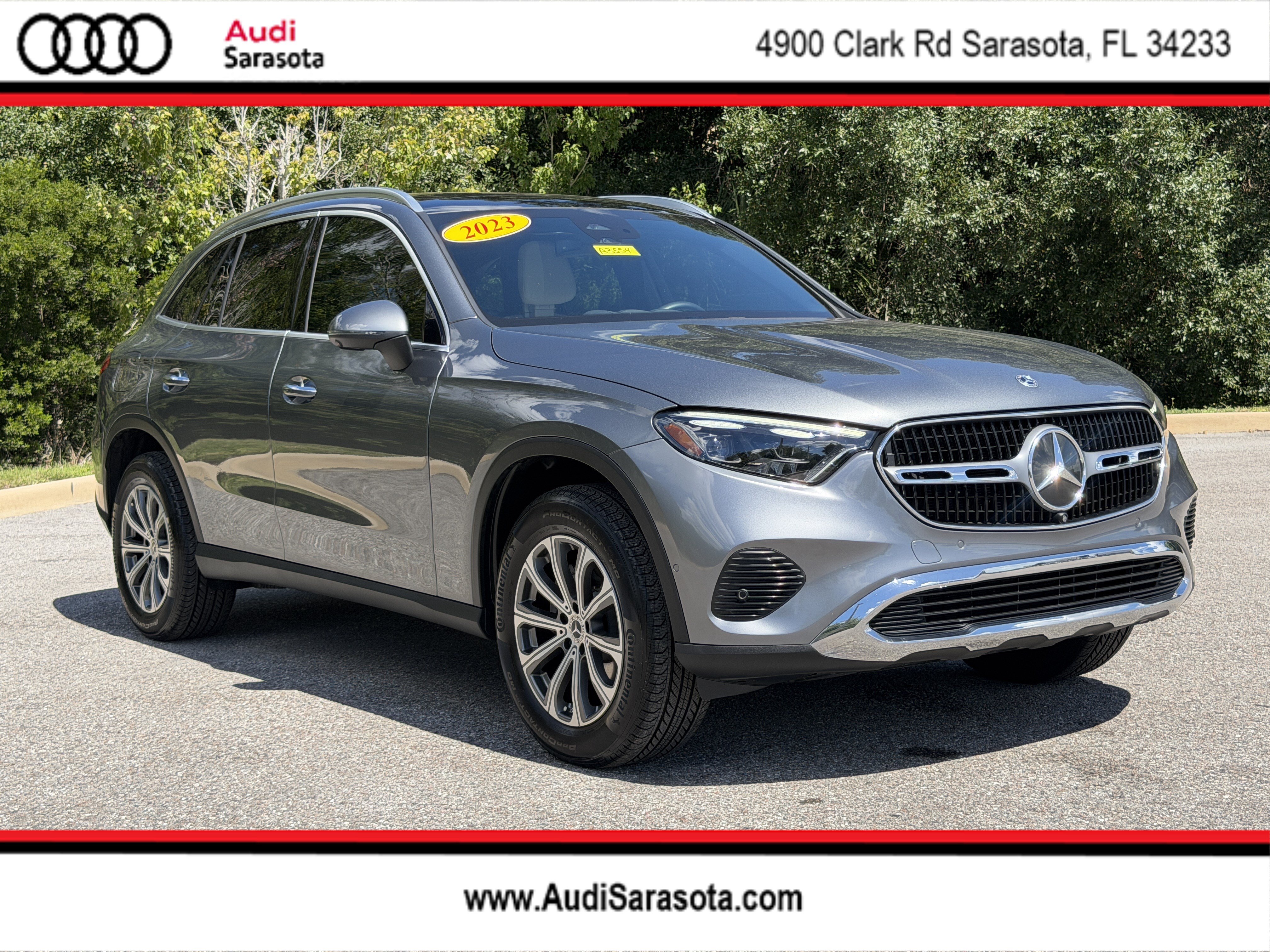 Used 2023 Mercedes-Benz GLC 300 4MATIC image 1