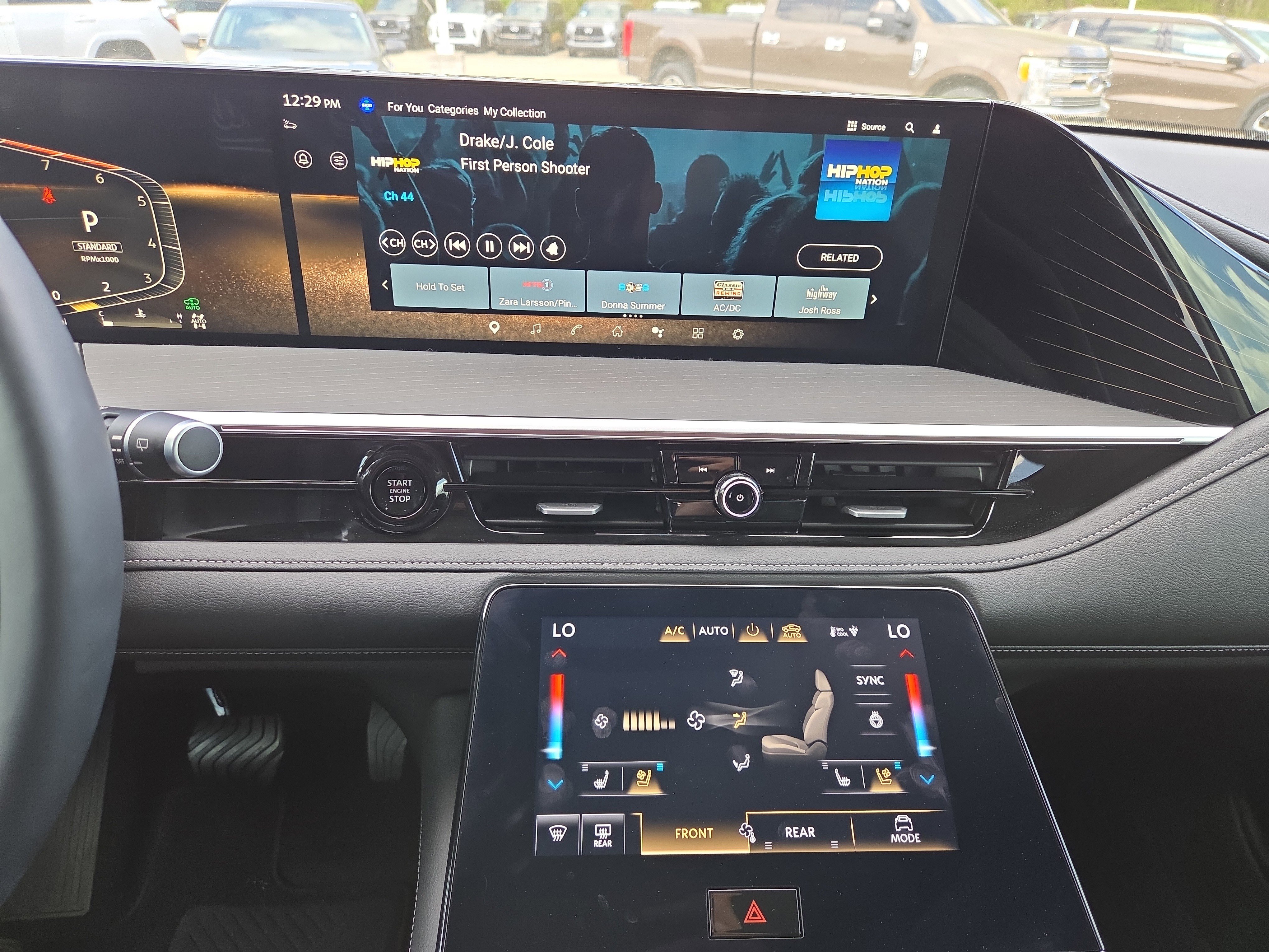 Used 2025 INFINITI QX80 Sensory image 13