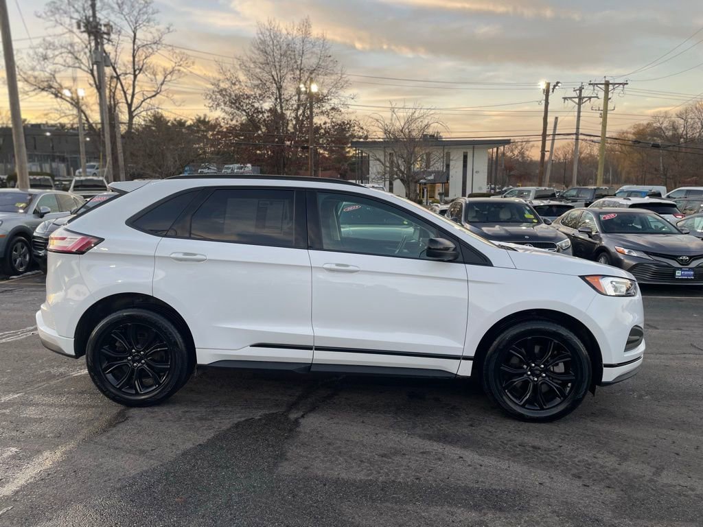 Used 2022 Ford Edge SE w/ Black Appearance Package image 7