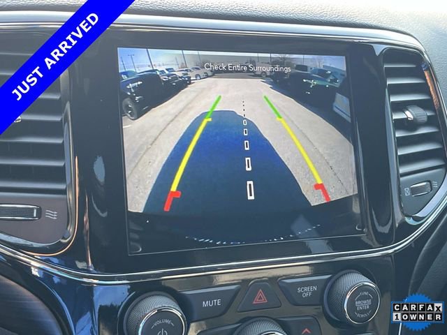 Certified 2022 Jeep Grand Cherokee Laredo X image 33