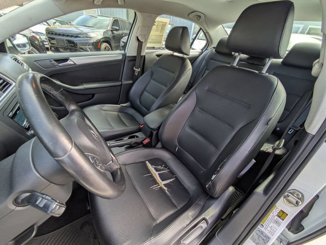 Used 2014 Volkswagen Jetta SE FWD image 12