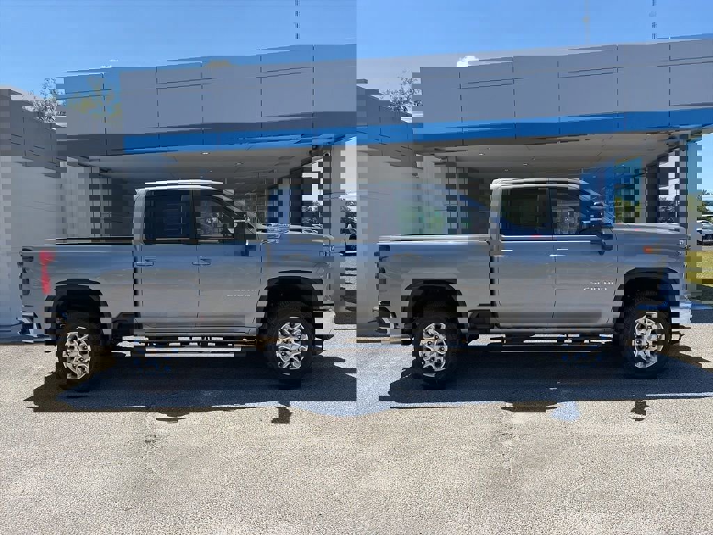 New 2026 Chevrolet Silverado 2500 LT w/ All Star Edition image 4