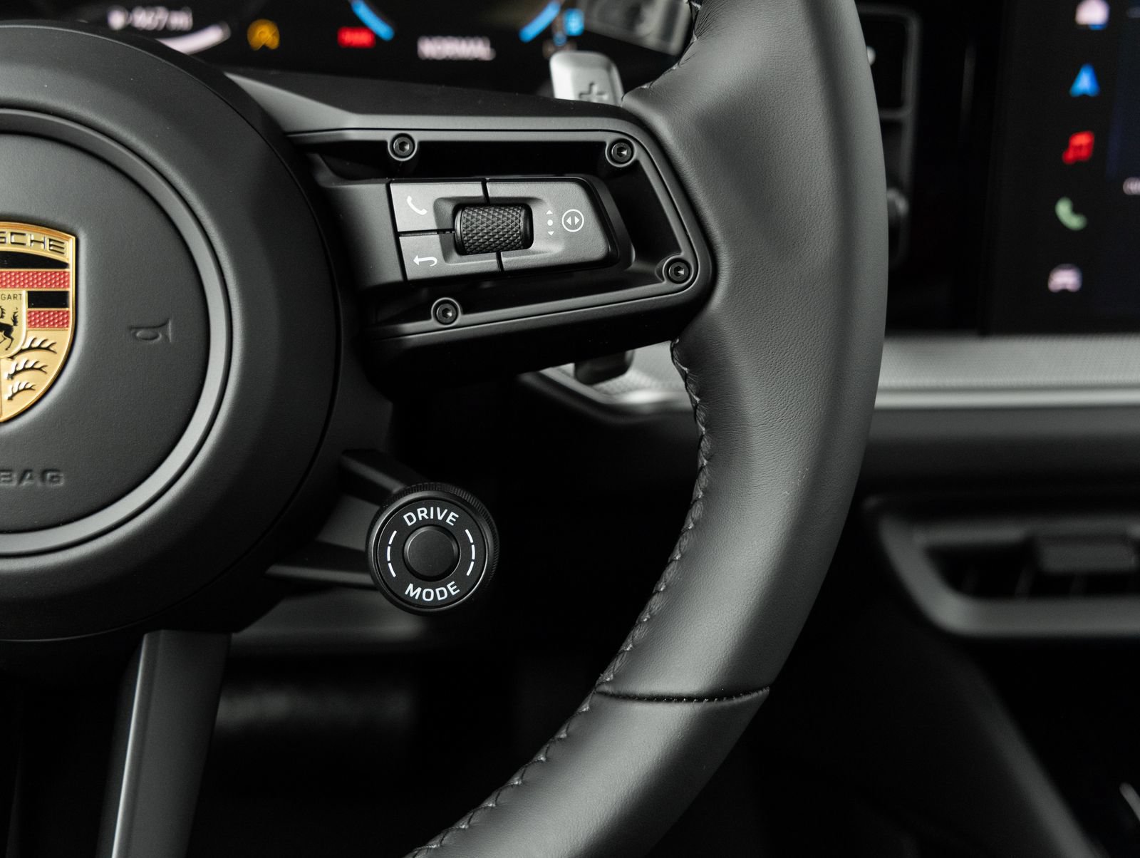 New 2026 Porsche Cayenne AWD/4WD image 16