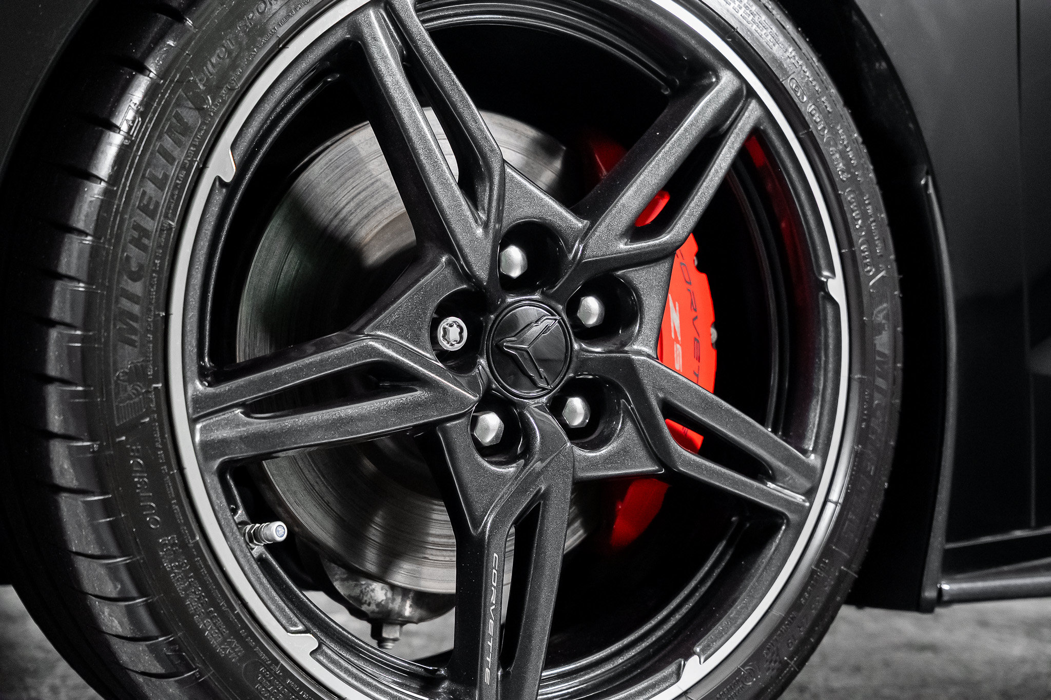 Used 2021 Chevrolet Corvette Stingray Preferred Cpe w/ Z51 Performance Package RWD image 16