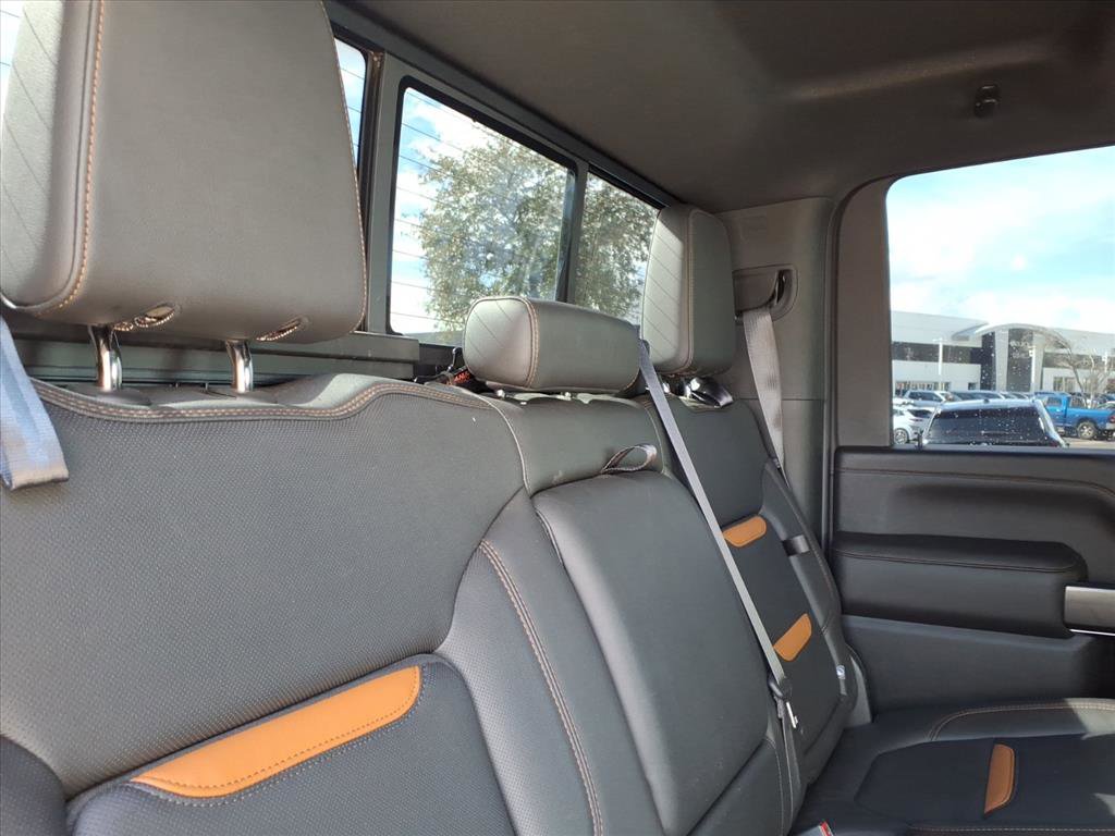Used 2020 GMC Sierra 3500 AT4 w/ AT4 Premium Package image 14