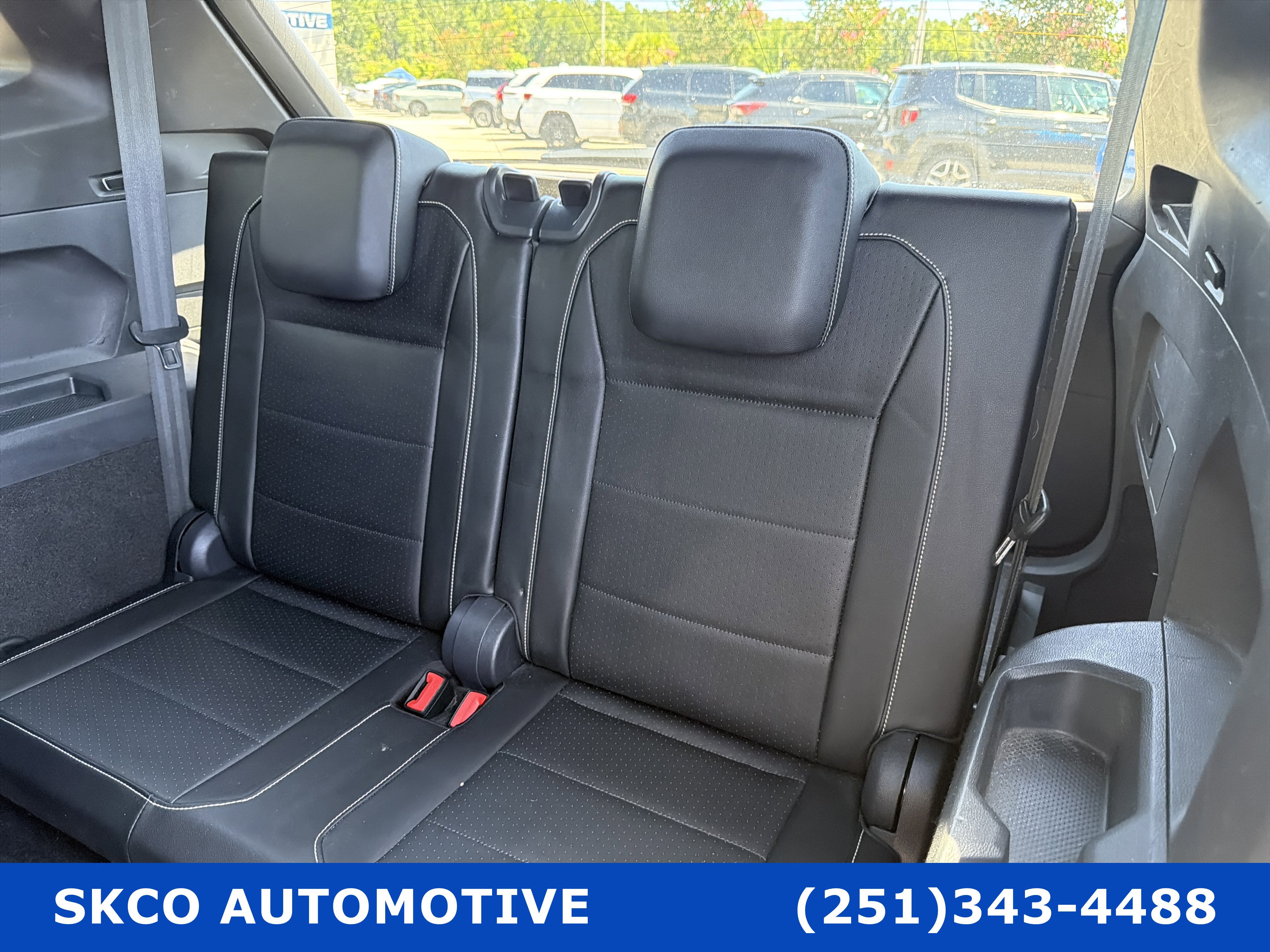 Used 2021 Volkswagen Tiguan SE FWD image 29