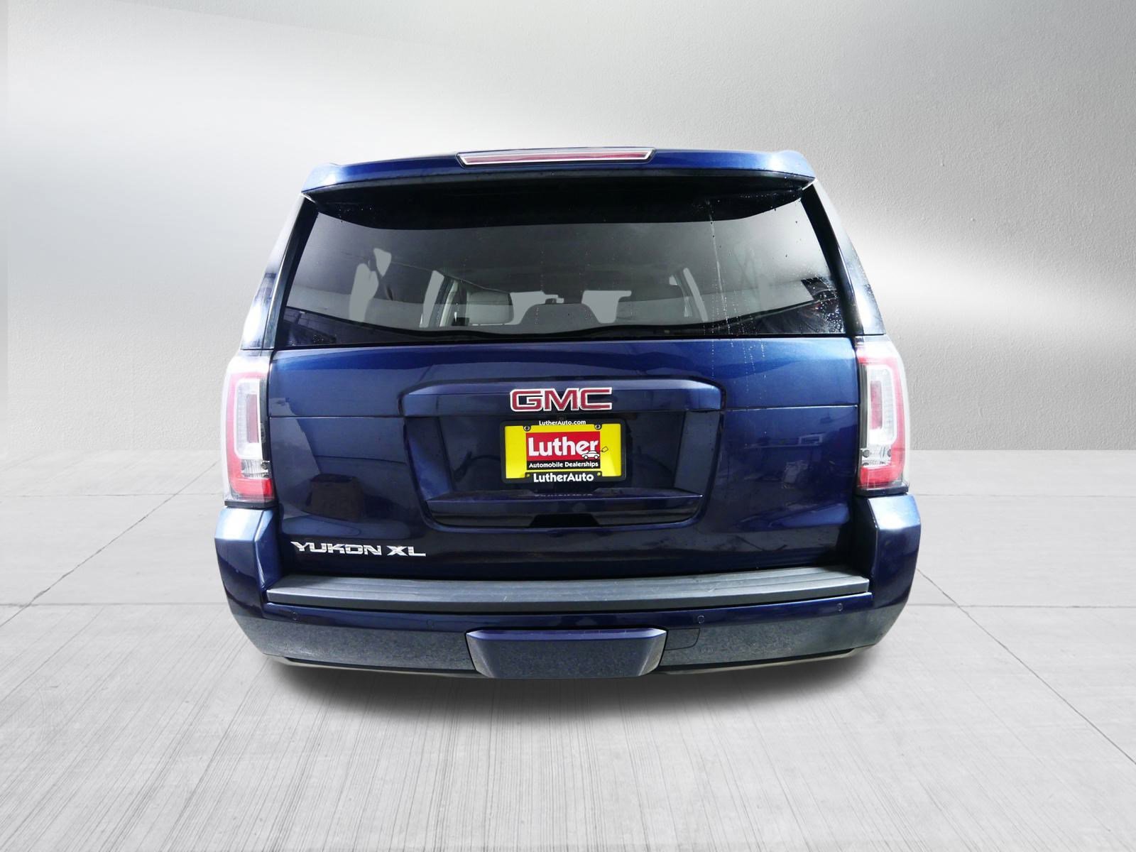 Used 2020 GMC Yukon XL SLT w/ Open Road Package image 6